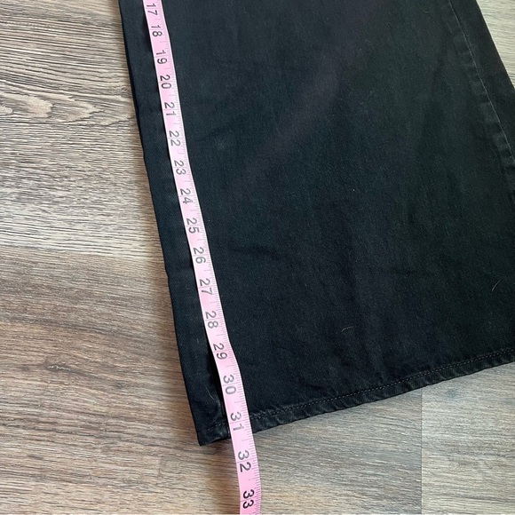 Women's Mid-Rise Super Wide Leg Jeans - Universal Thread™ Black 4 - Picture 5 of 5